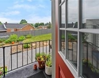 97 Belmont Cir - Photo Thumbnail 40