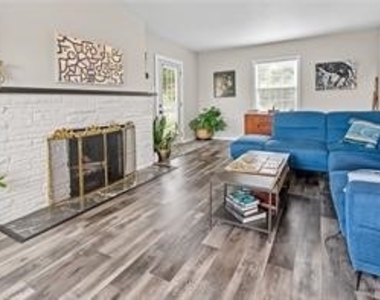 97 Belmont Cir - Photo Thumbnail 6