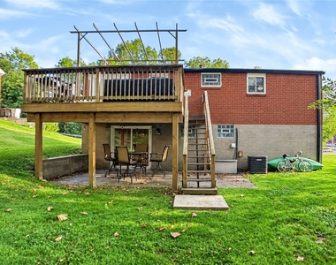 601 Victory Rd - Photo Thumbnail 22