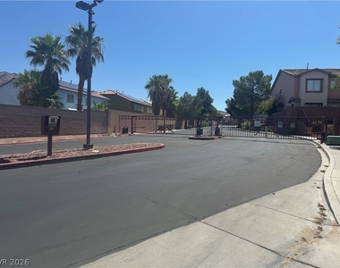 2066 Cary Grant Court - Photo Thumbnail 11