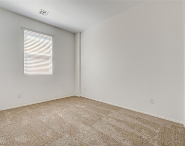 968 Hidden Bull Street - Photo Thumbnail 7