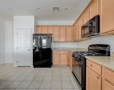 968 Hidden Bull Street - Photo Thumbnail 20