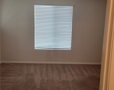 11424 Valentino Lane - Photo Thumbnail 8