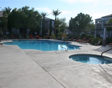 7255 W Sunset Road - Photo Thumbnail 6
