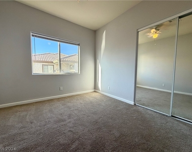 6804 Indian Chief Drive - Photo Thumbnail 7