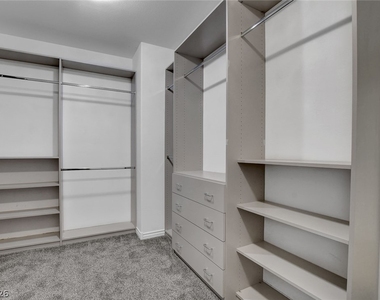 4032 Gaster Avenue - Photo Thumbnail 44