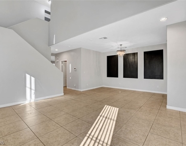 4032 Gaster Avenue - Photo Thumbnail 13