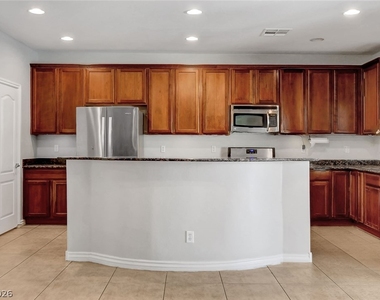 4032 Gaster Avenue - Photo Thumbnail 30