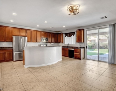 4032 Gaster Avenue - Photo Thumbnail 23