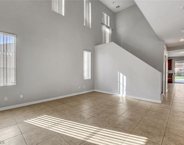 4032 Gaster Avenue - Photo Thumbnail 10