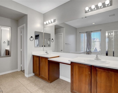 4032 Gaster Avenue - Photo Thumbnail 42