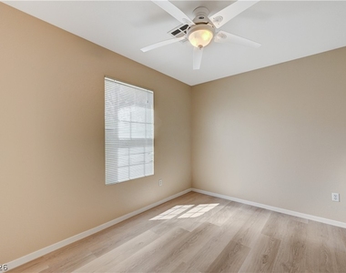 2676 Good Fellows Street - Photo Thumbnail 13