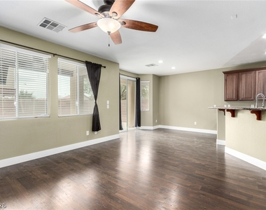10622 Blue Larkspur Court - Photo Thumbnail 9