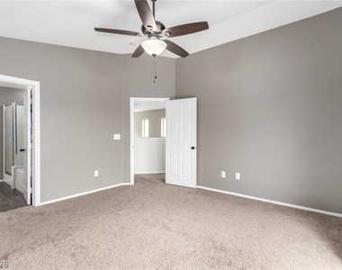 10622 Blue Larkspur Court - Photo Thumbnail 25
