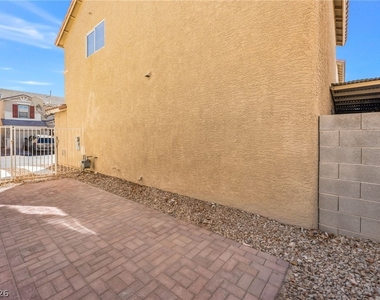 1141 Orange Meadow Street - Photo Thumbnail 24