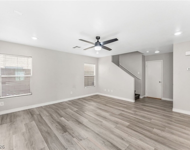 1141 Orange Meadow Street - Photo Thumbnail 3