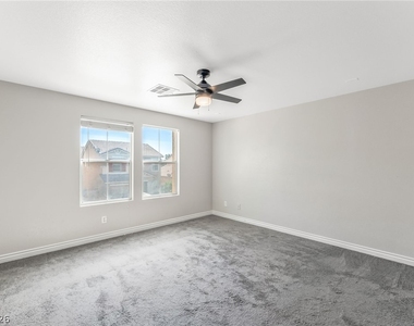 1141 Orange Meadow Street - Photo Thumbnail 12