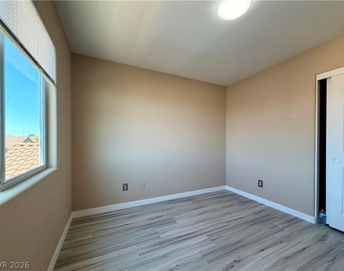 7929 Storyland Street - Photo Thumbnail 21