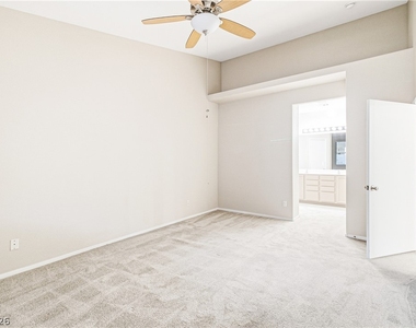 221 Teller Street - Photo Thumbnail 16