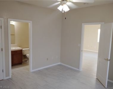 1080 S Quartzite Avenue - Photo Thumbnail 11