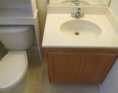 7232 Eagles Pride Street - Photo Thumbnail 15