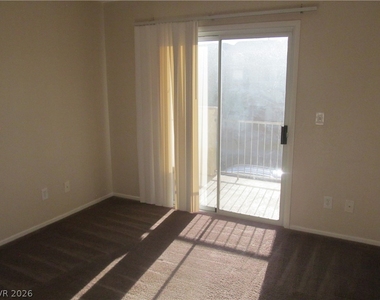 7232 Eagles Pride Street - Photo Thumbnail 10
