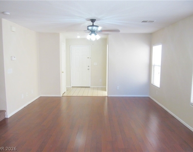 7232 Eagles Pride Street - Photo Thumbnail 2