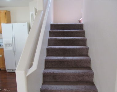 7232 Eagles Pride Street - Photo Thumbnail 8
