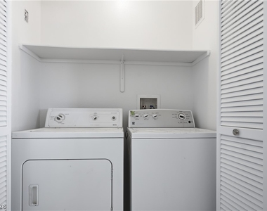10245 S Maryland Parkway - Photo Thumbnail 7