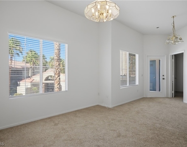 10245 S Maryland Parkway - Photo Thumbnail 2