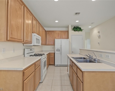 9514 Veterans Court - Photo Thumbnail 9