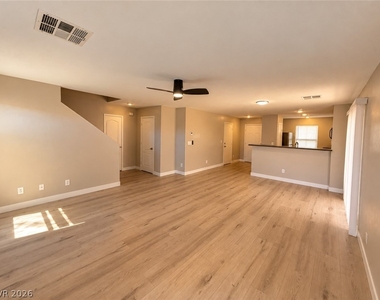 8875 First Lady Avenue - Photo Thumbnail 6