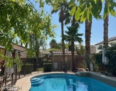5433 Volonne Court - Photo Thumbnail 20