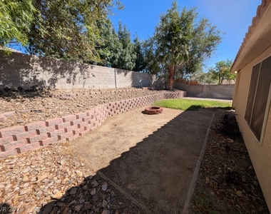 8000 Revolver Avenue - Photo Thumbnail 22