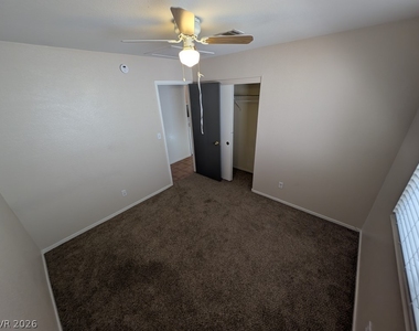 8000 Revolver Avenue - Photo Thumbnail 15