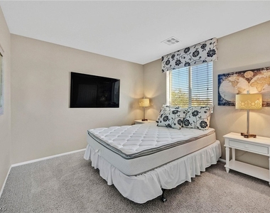 719 Tall Arrow Avenue - Photo Thumbnail 15