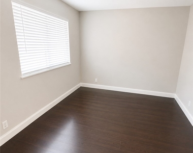 3151 Soaring Gulls Drive - Photo Thumbnail 8