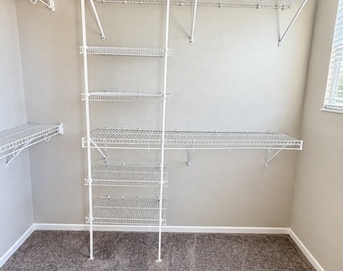 258 Morning Crest Avenue - Photo Thumbnail 7
