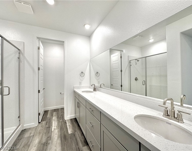 563 Mountain Robin Avenue - Photo Thumbnail 18
