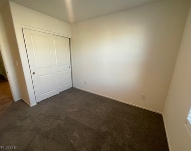 9433 Peaceful River Avenue - Photo Thumbnail 13