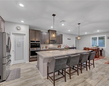 6391 Montrose Park Court - Photo Thumbnail 21