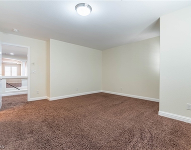 5800 Collier Falls Avenue - Photo Thumbnail 13