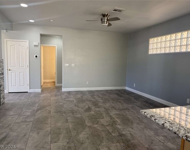 9329 Eagle Ridge Drive - Photo Thumbnail 11