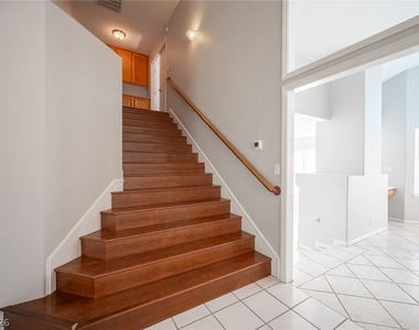 2005 Cedar Hills Street - Photo Thumbnail 34