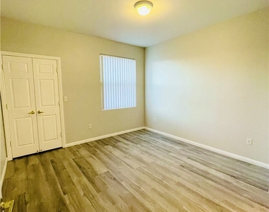 8000 Badura Avenue - Photo Thumbnail 9
