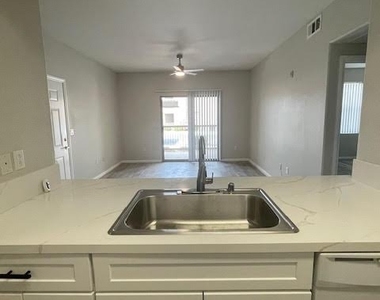 8000 Badura Avenue - Photo Thumbnail 5