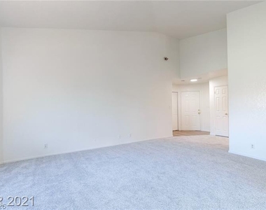5020 S Rainbow Boulevard - Photo Thumbnail 6