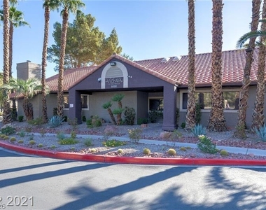 5020 S Rainbow Boulevard - Photo Thumbnail 29