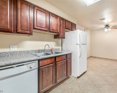 2606 S Durango Drive - Photo Thumbnail 14