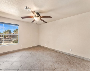 2606 S Durango Drive - Photo Thumbnail 15